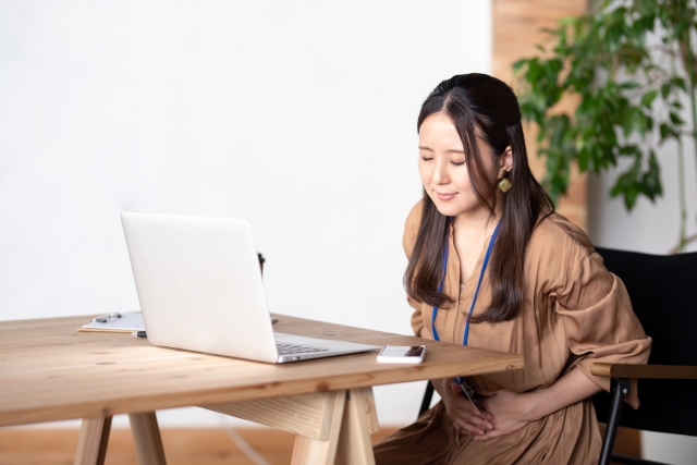 便秘と下痢を繰り返す原因は？考えられる病気と受診の目安を解説